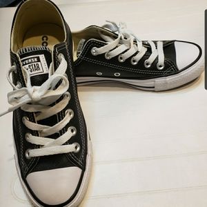 Unisex Converse sneakers